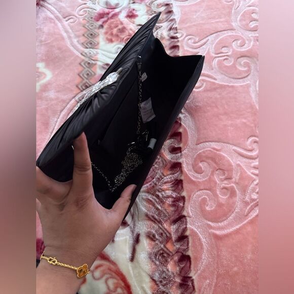 WOMENS Elegant Black Evening Clutch NWOT - Picture 2 of 8